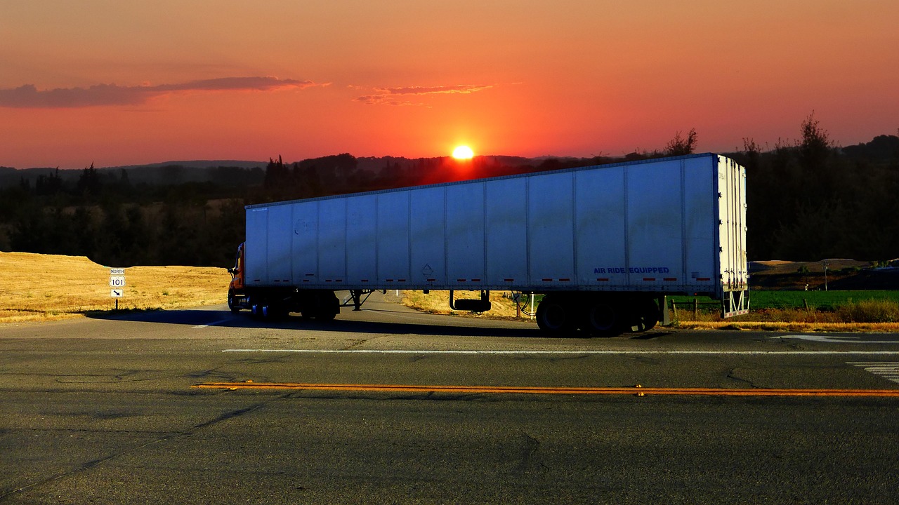 sunset-3702905_1280